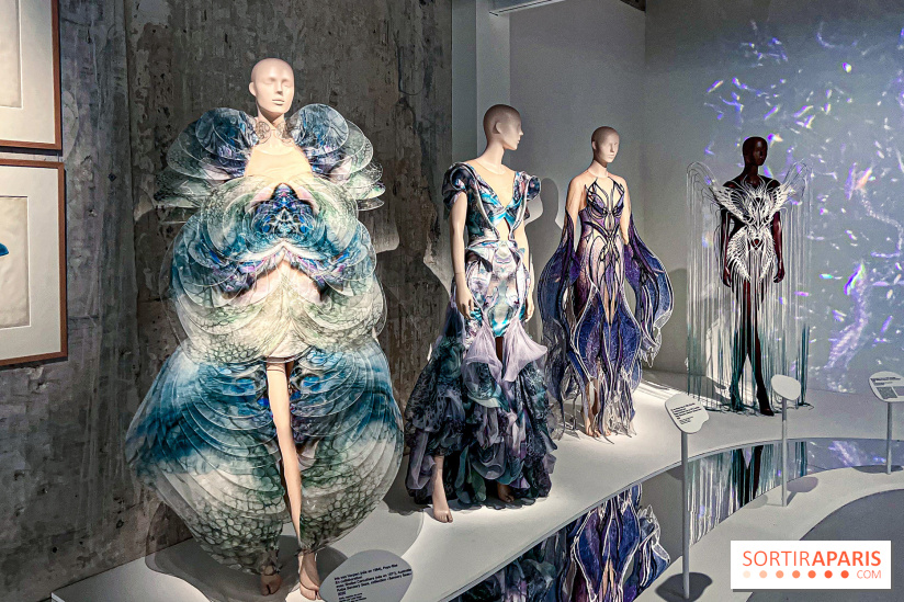 L’exposition retrospective de la créatrice de mode Iris Van Herpen au Musée des Arts Décoratifs