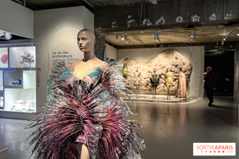 L’exposition retrospective de la créatrice de mode Iris Van Herpen au Musée des Arts Décoratifs