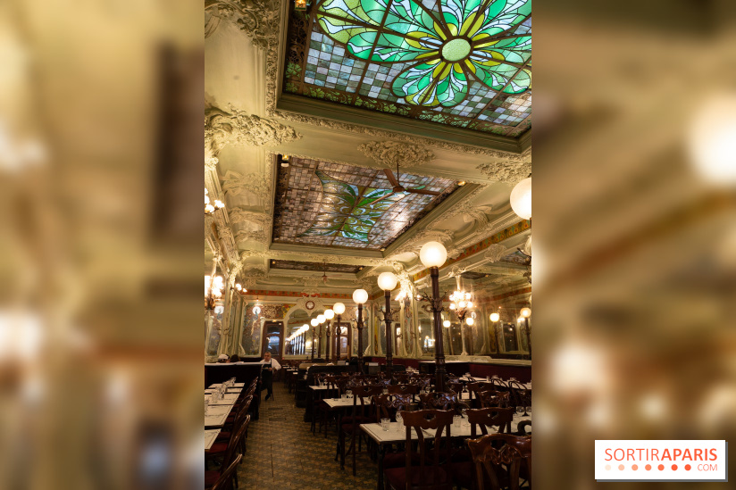 Le Bouillon Julien, la brasserie au sublime décor art nouveau, son menu et ses plats