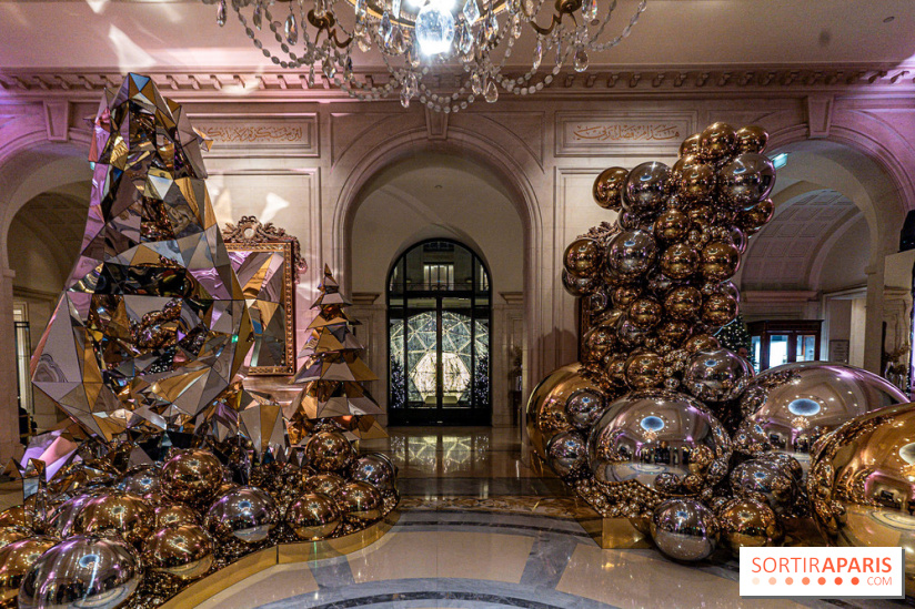 Le Four Seasons George V et ses décorations de fêtes
