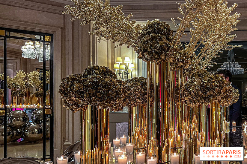 Le Four Seasons George V et ses décorations de fêtes