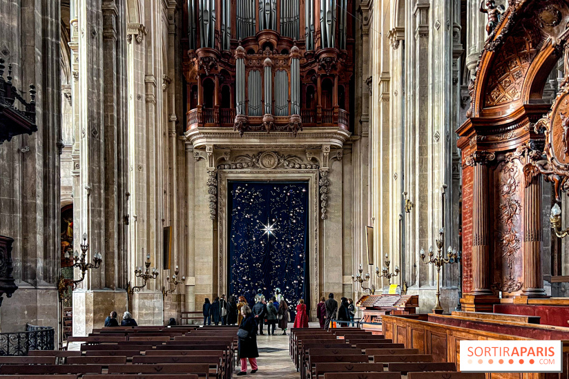 Astre, l'œuvre monumentale, mode, techno et lumineuse, à l'Eglise Saint Eustache pour les fêtes - image00017