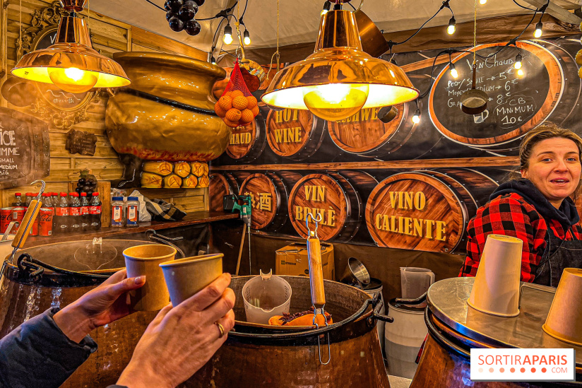 Marché de Noël 2023 au pied de la tour Eiffel - Quai Jacques Chirac - image00034