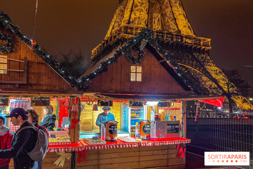 Marché de Noël 2023 au pied de la tour Eiffel - Quai Jacques Chirac