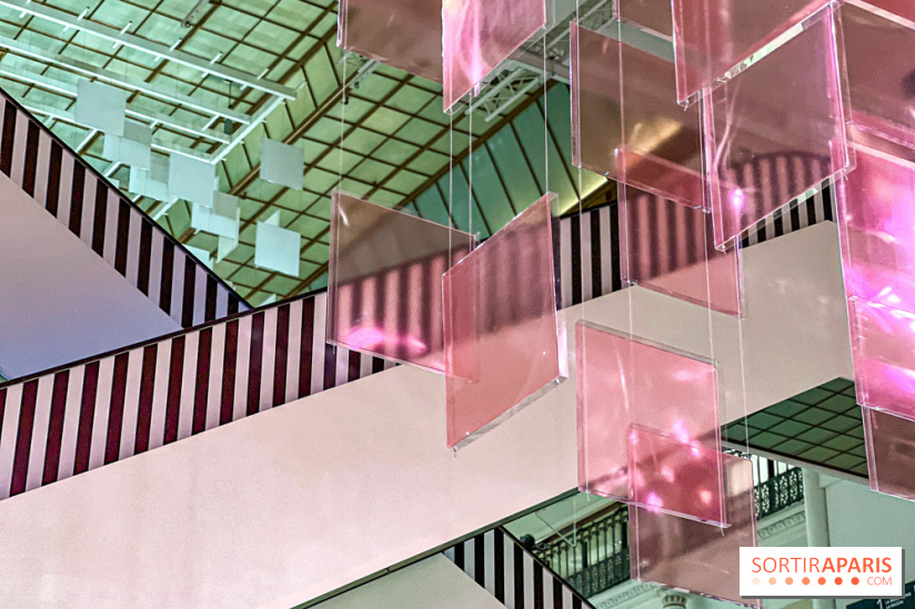 Aux Beaux Carrés, l'exposition de Daniel Buren au Bon Marché Rive Gauche