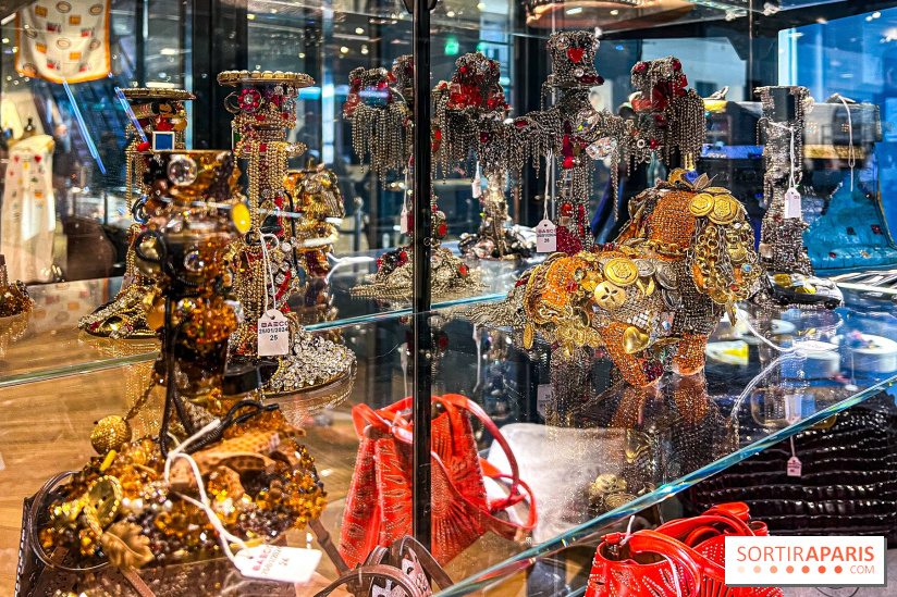 L'exposition gratuite du vestiaire haute couture d'Irina Volkonskii à l'Hôtel Drouot - image00015