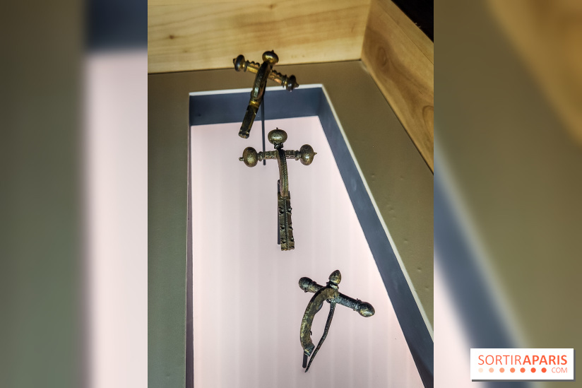 Dans la Seine : une expo de la Crypte archéologique dévoile les objets retrouvés dans la Seine  - IMG20240130094155