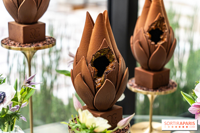 L'oeuf de Pâques fleur du George V Paris par Michael Bartocetti 2024