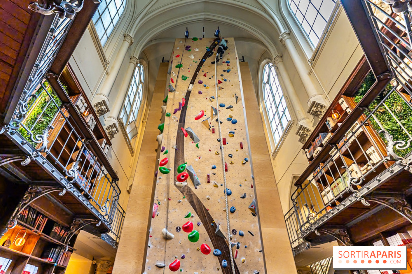 Climbing District Saint-Lazare, la salle d'escalade et espace coworking cachée dans une chapelle