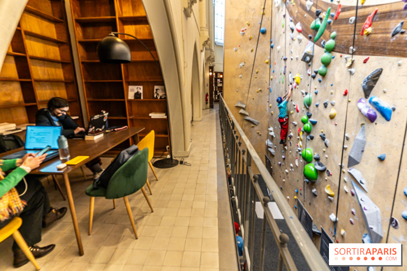 Climbing District Saint-Lazare, la salle d'escalade et espace coworking cachée dans une chapelle