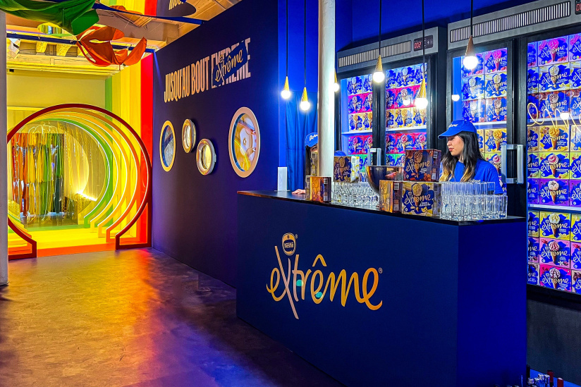 Bar à glaces éphémère et gratuit dans une laverie à Paris