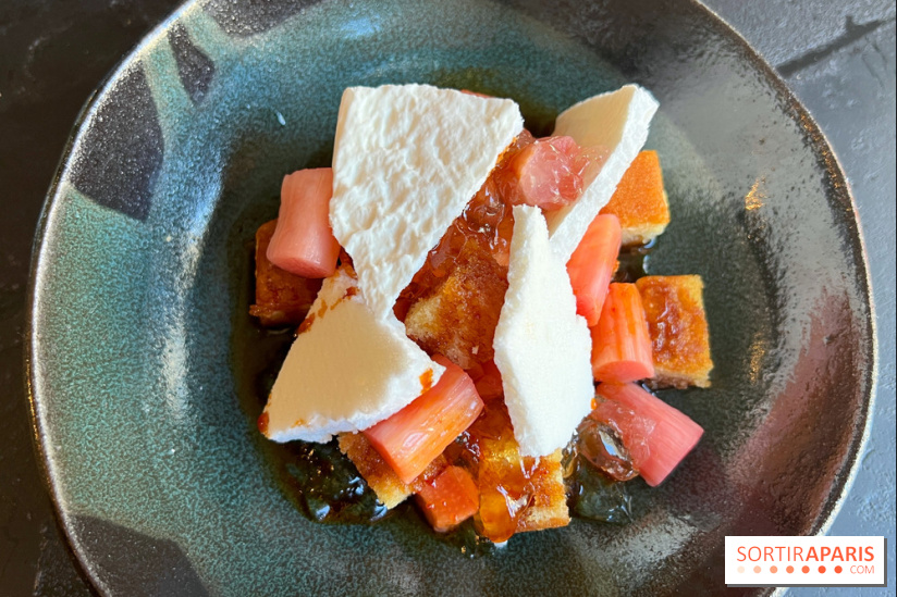 LAVA - Dessert rhubarbe, mezcal, chipotle