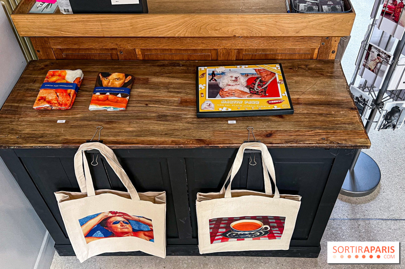 Fashion Faux Parr : l'exposition photo gratuite du célèbre photographe de mode Martin Parr, à Paris - image00041