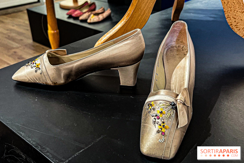 Exposition Haute Couture gratuite chez Bonhams Cornette de Saint Cyr, maison de vente prestigieuse à Paris - image00044