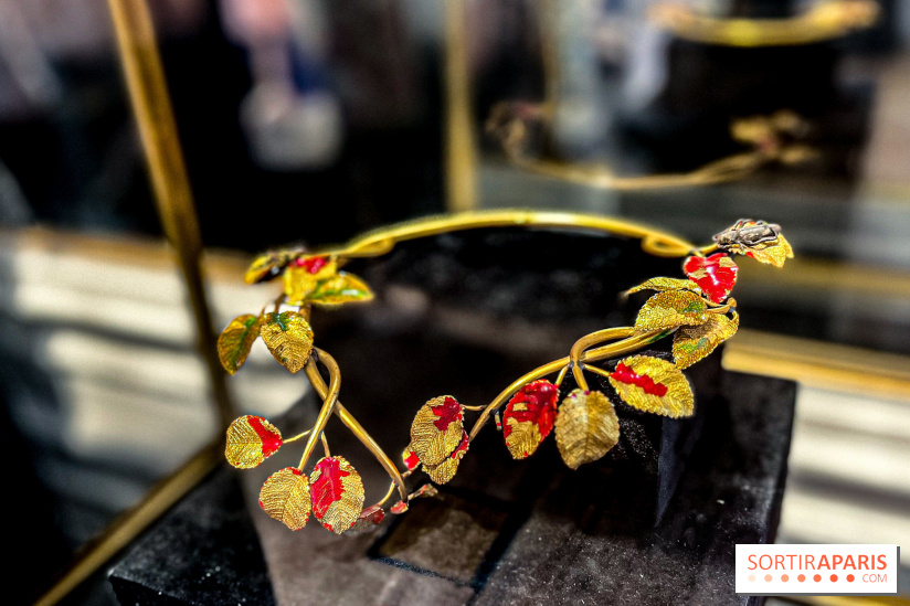 Exposition Haute Couture gratuite chez Bonhams Cornette de Saint Cyr, maison de vente prestigieuse à Paris