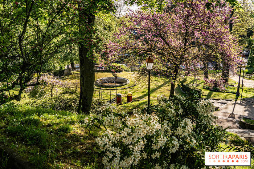 Parc du Dr Fauvel à Villennes sur Seine, grotte et cascades -  A7C1692 HDR