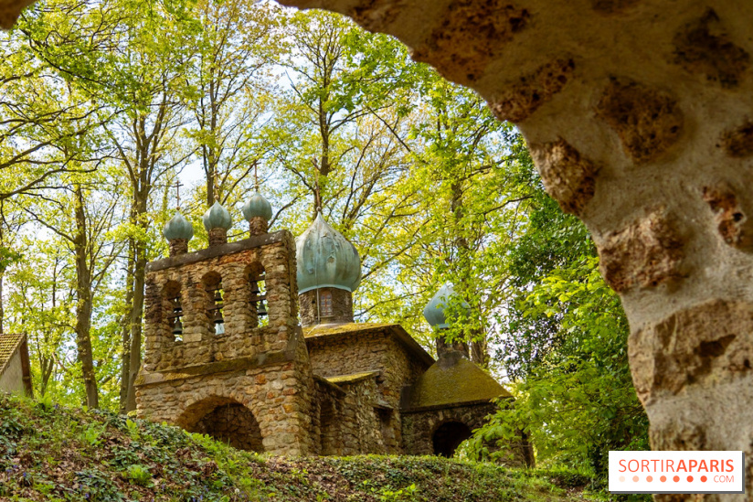 Skit du Saint-Esprit en forêt du Mesnil-Saint-Denis dans les Yvelines