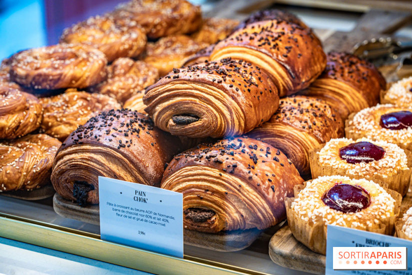 La Boulangerie - Pâtisserie de Christophe Michalak Étienne Marcel dans le 1er arrondissement - pain au chocolat