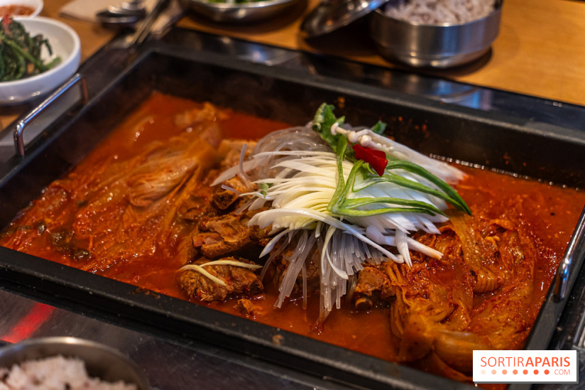 Hwaro Grill, le barbecue Coréen Paris 15e -  marmite kimchi