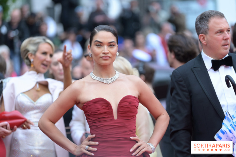 © Rachid Bellak - Cannes 2024 : Cérémonie d'ouverture - Shanina Shaik