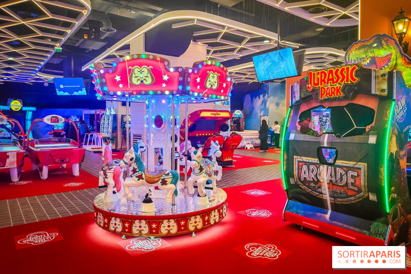 La Tête dans les Nuages - la Défense - Carrousel