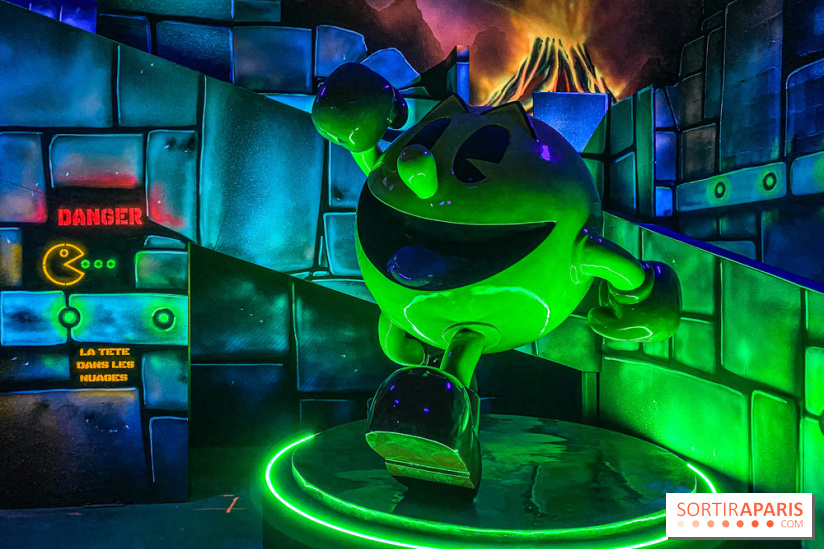 La Tête dans les Nuages - la Défense - Pac Man