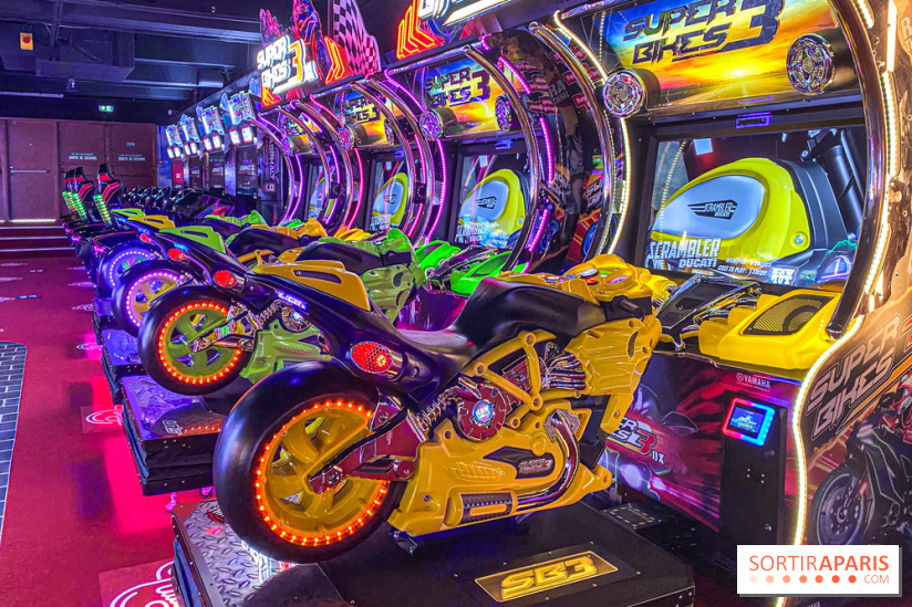 La Tête dans les Nuages - la Défense - IMG 7989