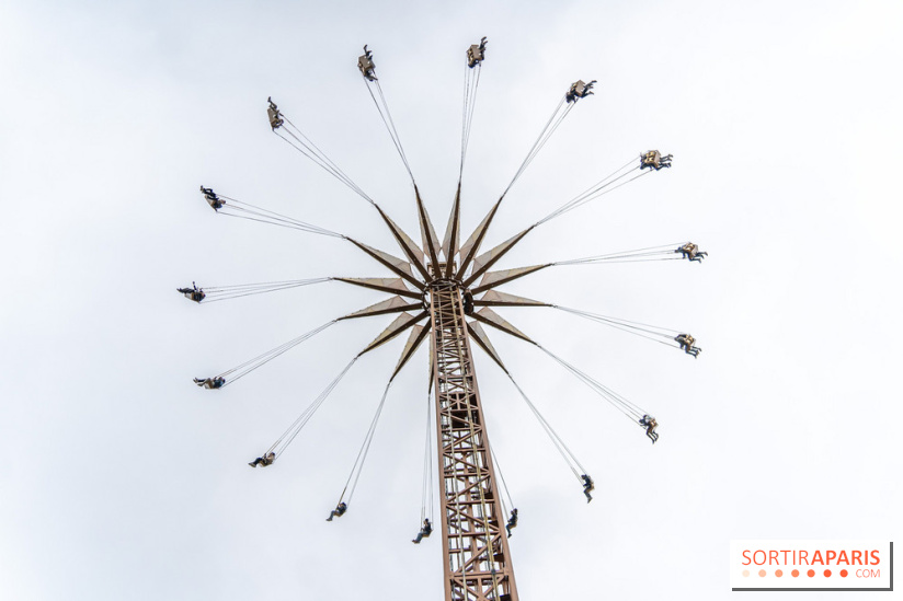 Parc Astérix : inauguration de la Tour Numérobis avec Jamel Debbouze