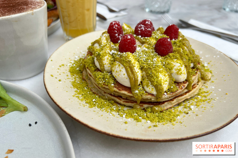 Oma - All Day Food - Pancakes pistache framboise