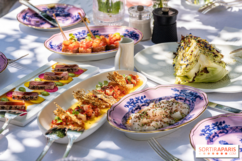 La terrasse jardin Summer de la Bauhinia au Shangri-La Paris