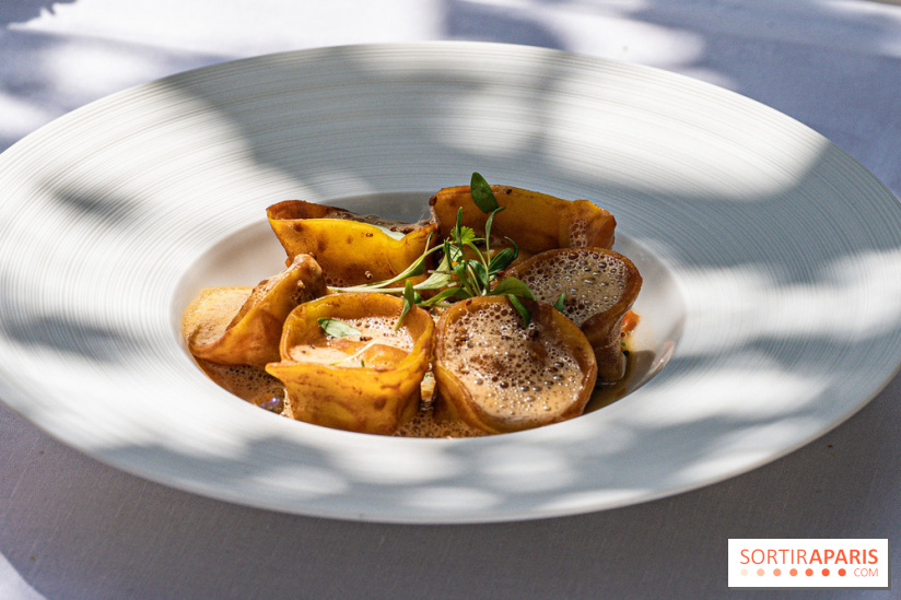 La terrasse jardin Summer de la Bauhinia au Shangri-La Paris -  A7C5610