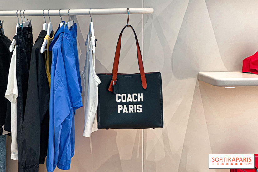 Pop up store Coach et bento cakes offerts aux Galeries Lafayette Champs-Élysées