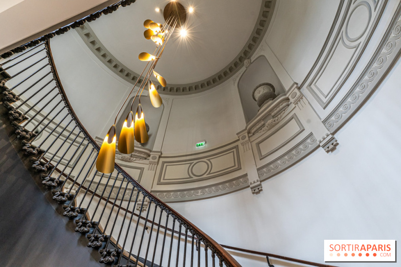 Exposition 'Bijoux de Scène de la Comédie Française' à l'hôtel historique de Mercy-Argenteau qui se dévoile