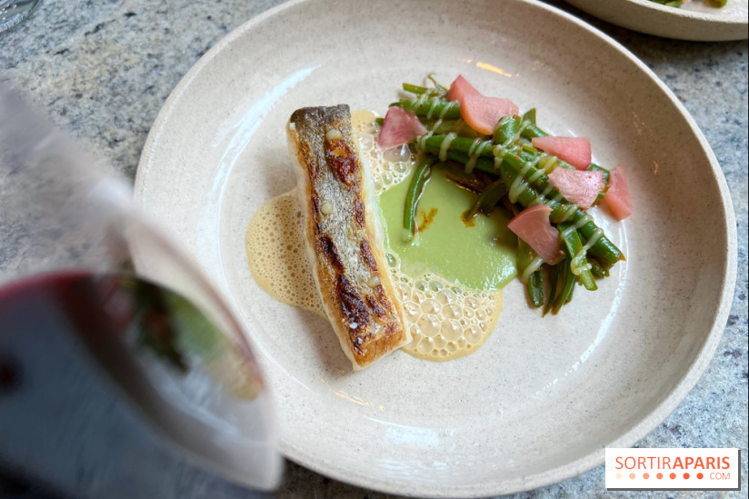 La Table des Résistants - Poisson, asperges, pickles pêches