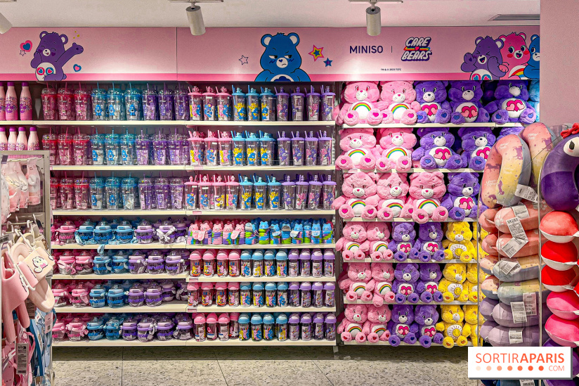MINISO Champs-Élysées