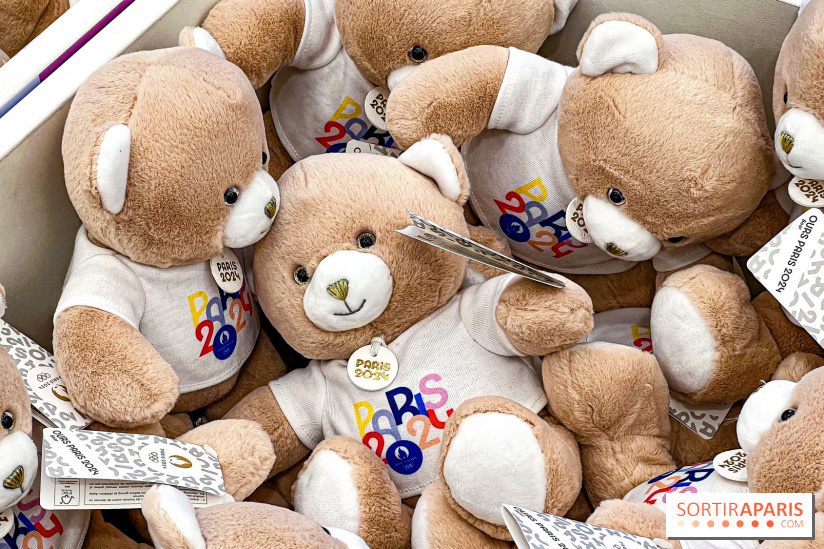 Megastore Paris 2024 Champs-Élysées - image00046