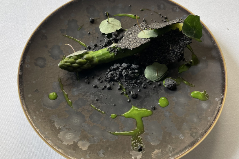 . Montée : L’alliance raffinée de la gastronomie française et japonaise par le chef Takayuki Nameura