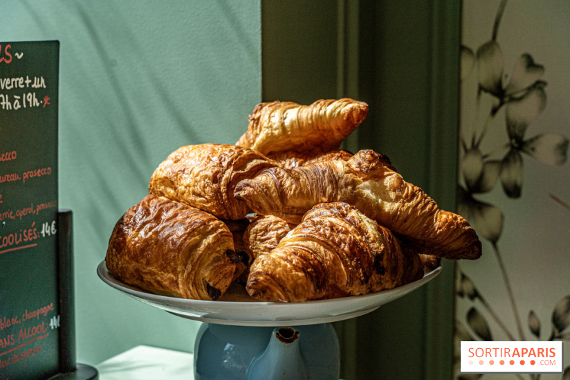 Le brunch à volonté de Chez Molly à Versailles dans les Yvelines - 78 -  viennoiseries - croissant - pain au chocolat