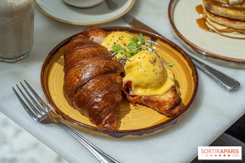 Inform Café, le coffee shop brunch sur fond de monument historique au Citéco -  croissant Bénédicte jambon