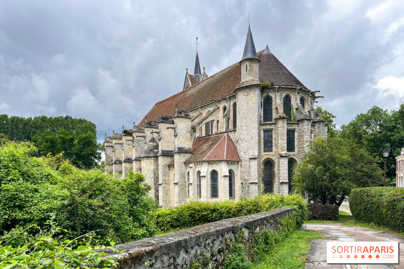 CrécylaChapelle (77), bukolická vesnice na břehu řeky Grand Morin