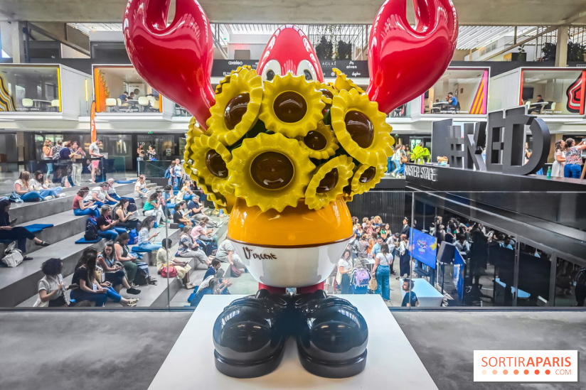 Les homards de l'artiste pop Philip Colbert envahissent la Station F pour une expo gratuite insolite - IMG20240708164557