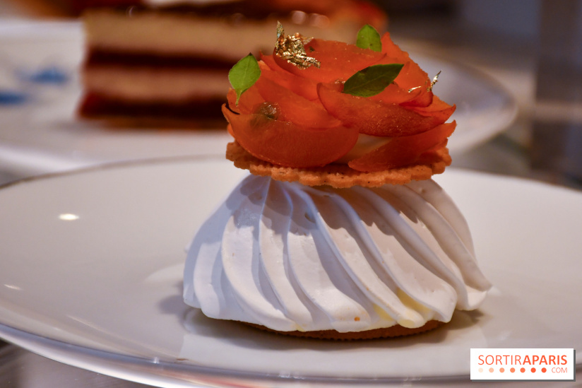 Comestibles comptoir gourmand et terrasse confidentielle par Paul Pairet à l'Hôtel de Crillon