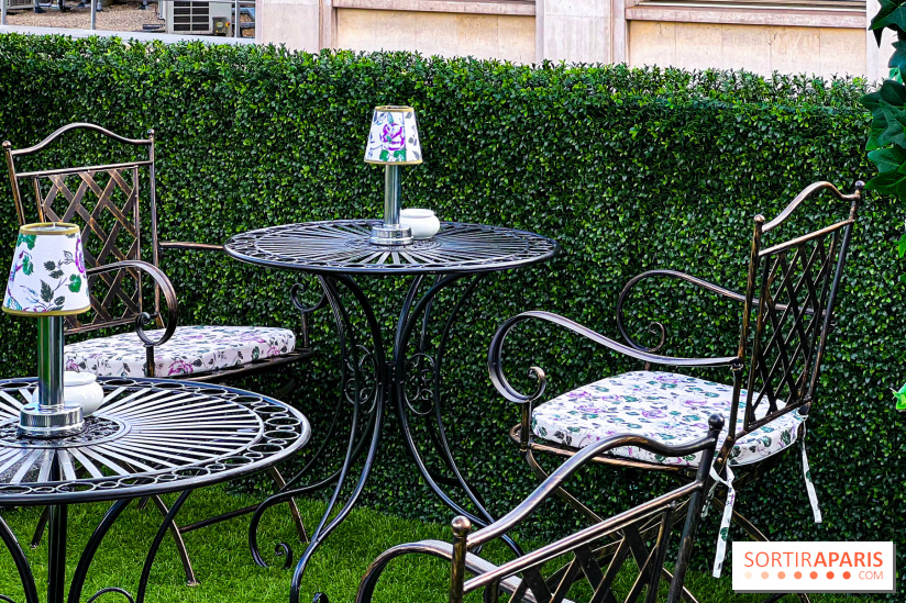 Le Marta, le bar à cocktails perché sur le rooftop de l'Hôtel Barrière Fouquet's Paris tout l'été