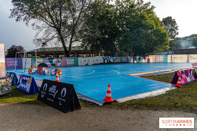 La Fan zone de Saint-Quentin en Yveli!nes, soirée Ofenbach et drones -  A7C0318