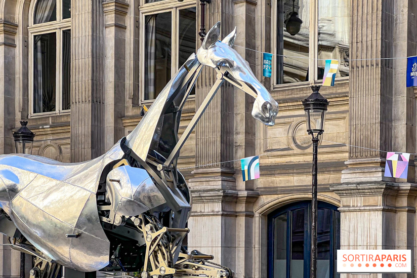 ZEUS, cheval métallique de la cérémonie d'ouverture des JO de Paris 2024 à l'Hôtel de Ville - image00012