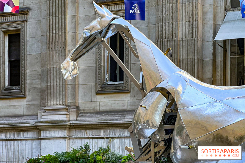 ZEUS, cheval métallique de la cérémonie d'ouverture des JO de Paris 2024 à l'Hôtel de Ville - image00019