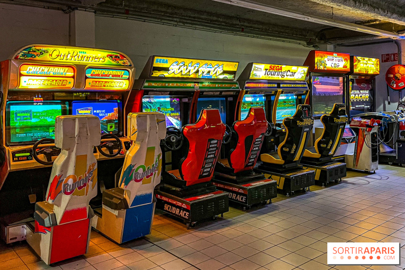 Musée Pop Central - voitures de cinéma et arcades vintage