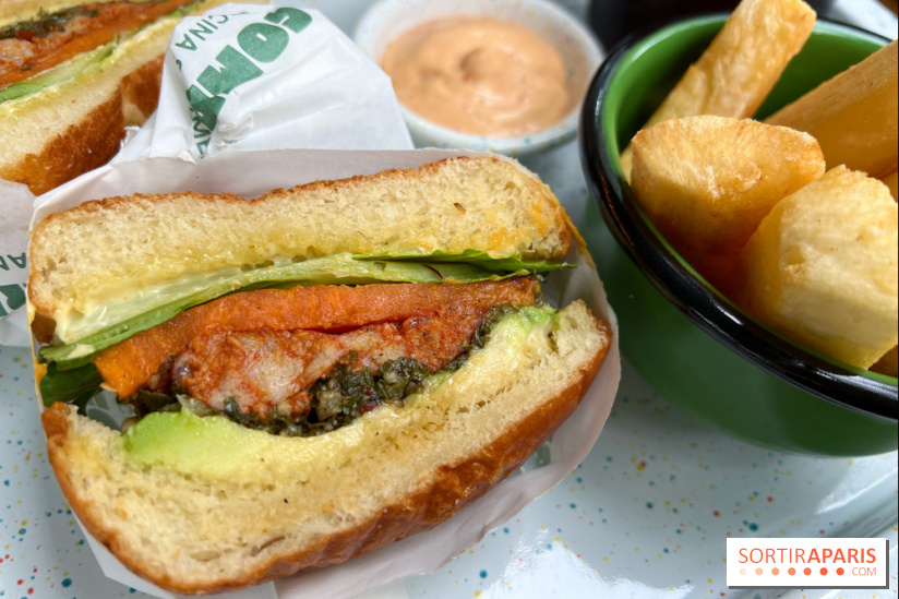 Compadre - Choripan chorizo chimichurri