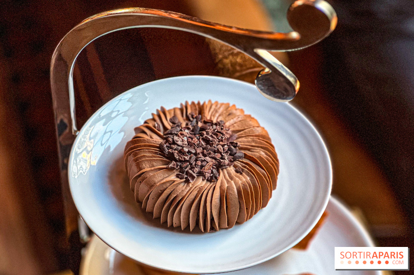 L'élégant Tea Time du Saint James Paris, à savourer dans l'écrin feutré de sa bibliothèque - image00025