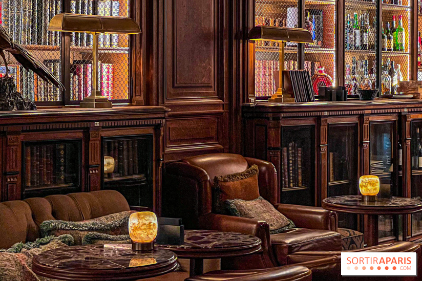 L'élégant Tea Time du Saint James Paris, à savourer dans l'écrin feutré de sa bibliothèque